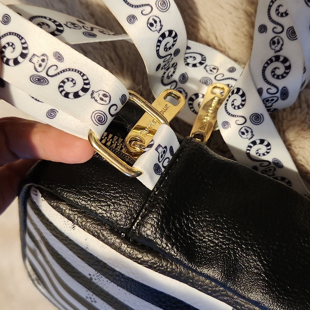 Buckle Down Beetlejuice Black & White Stripe Crossbody Bag - Picture 9 of 11